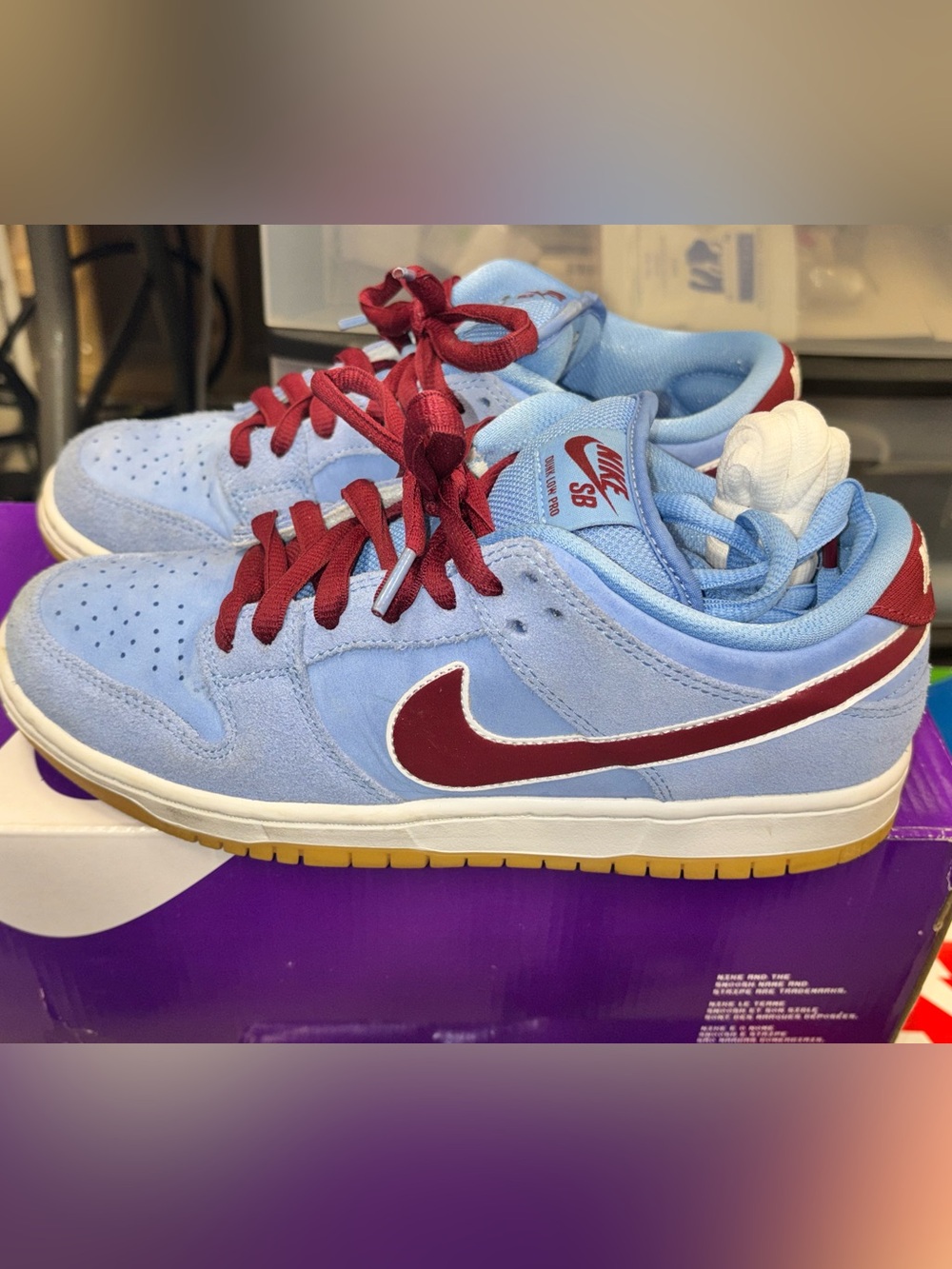 Nike SB Dunk Low Philadelphia Phillies 7M or 8.5W